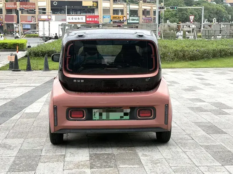 2020 Baojun E300 с пробегом 50 000 км