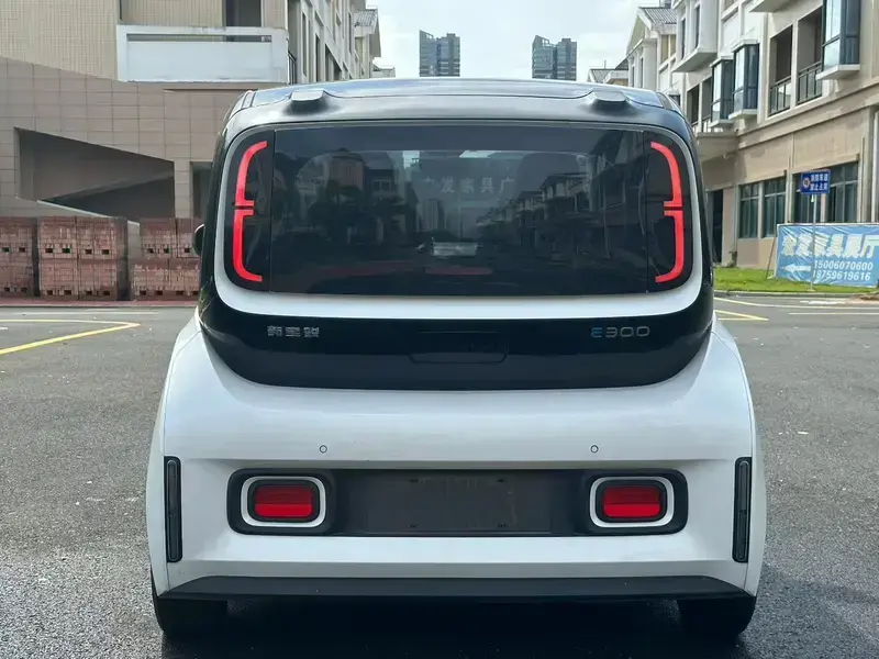 2020 Baojun E300 с пробегом 50 000 км