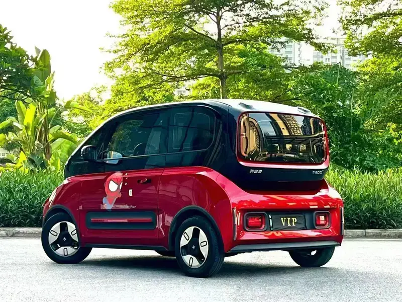 2021 Baojun E300 с пробегом 89 000 км