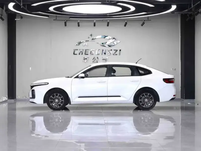 2020 Baojun RC-5 с пробегом 76 000 км