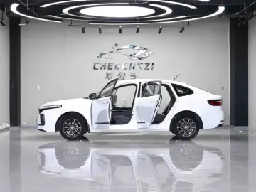 2020 Baojun RC-5 с пробегом 76 000 км