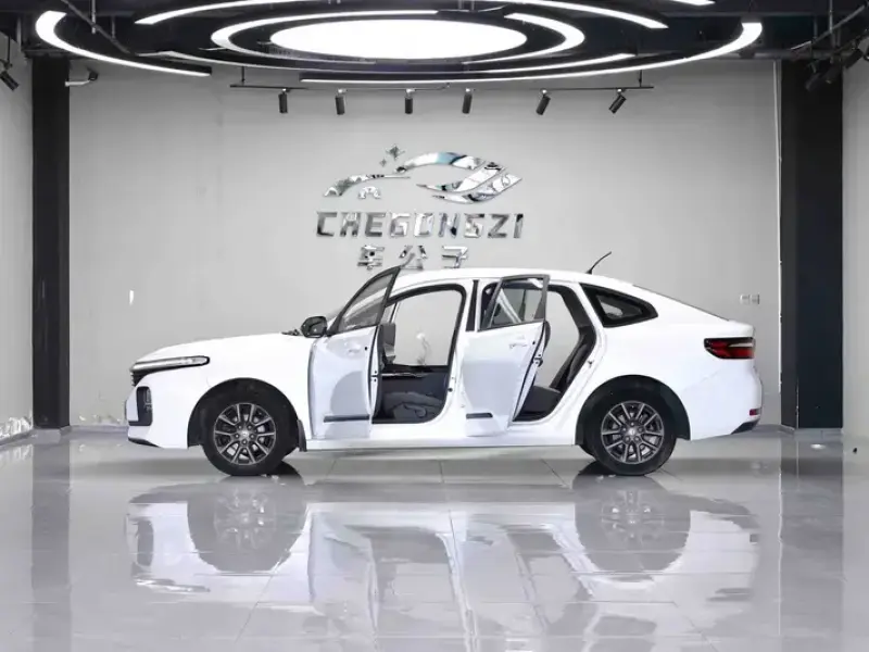2020 Baojun RC-5 с пробегом 76 000 км