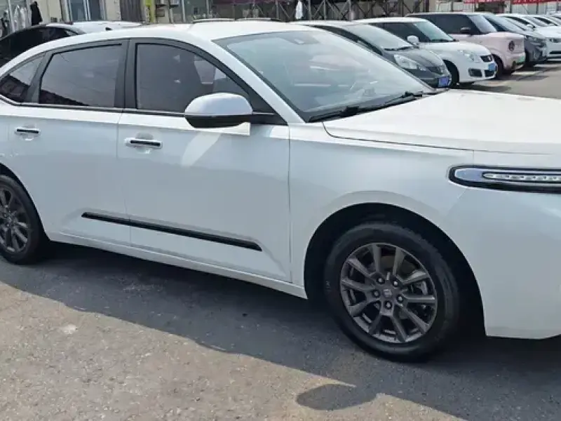 2020 Baojun RC-5 с пробегом 40 000 км