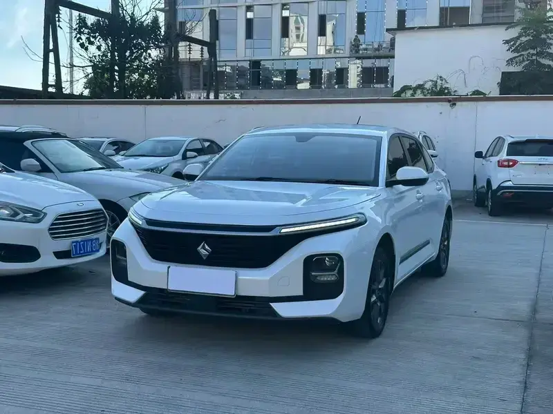 2020 Baojun RC-5 с пробегом 30 000 км