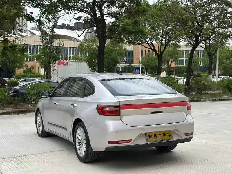 2020 Baojun RC-5 с пробегом 72 000 км