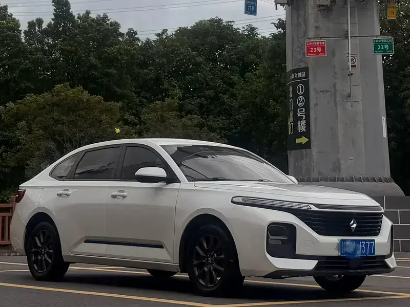 2020 Baojun RC-5 с пробегом 43 000 км