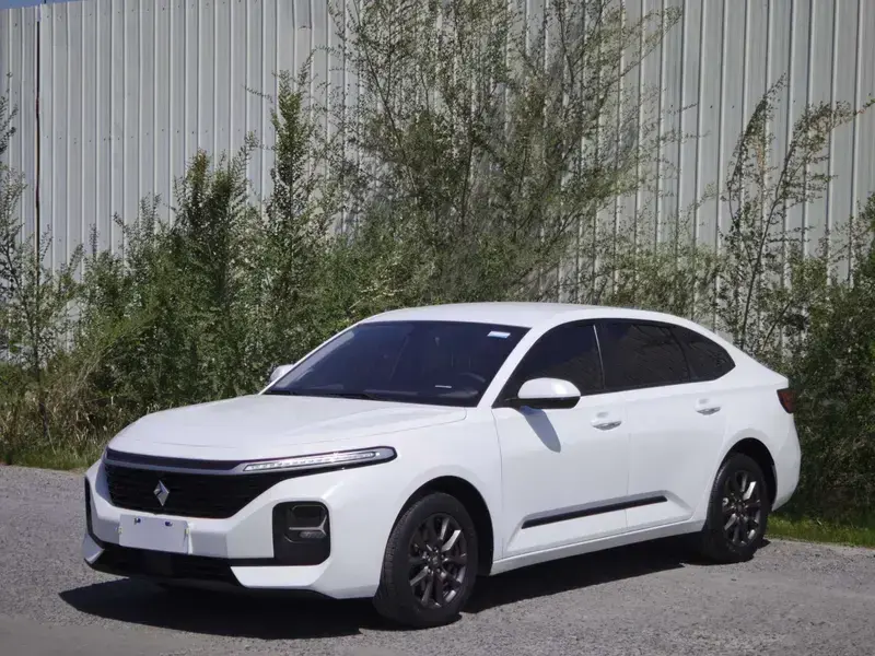 2020 Baojun RC-5 с пробегом 45 000 км