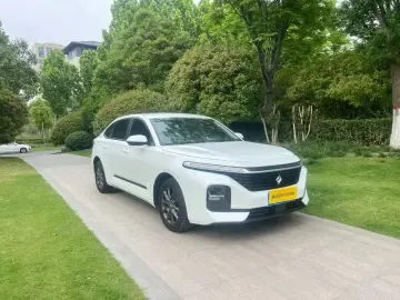 2020 Baojun RC-5 с пробегом 13 000 км