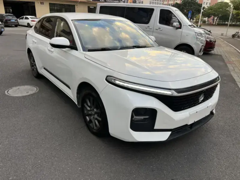 2020 Baojun RC-5 с пробегом 55 000 км