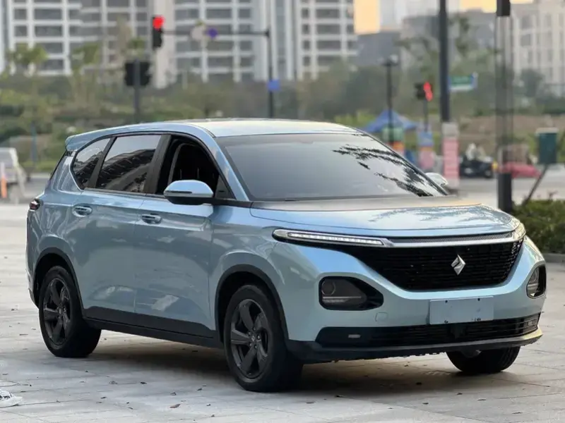 2019 Baojun RM-5 с пробегом 74 000 км