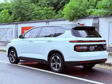 2019 Baojun RM-5 с пробегом 82 000 км