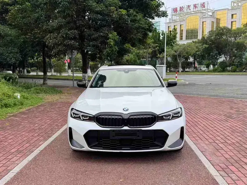 2025 BMW 3 серии с пробегом 19 000 км