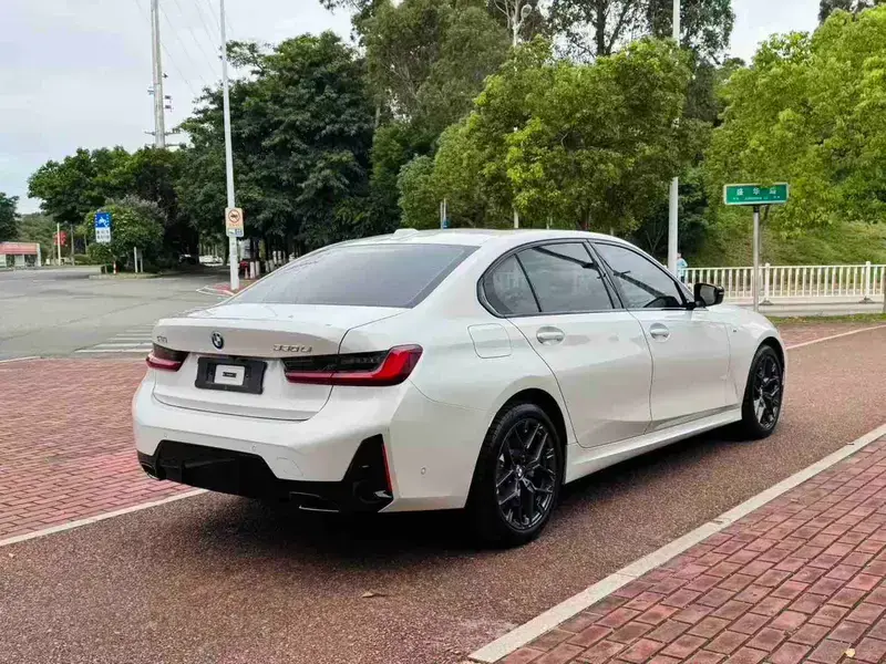 2025 BMW 3 серии с пробегом 19 000 км