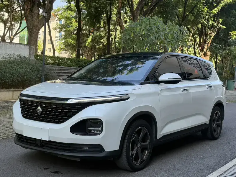 2019 Baojun RM-5 с пробегом 75 000 км