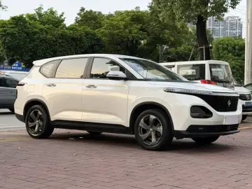 2019 Baojun RM-5 с пробегом 100 000 км