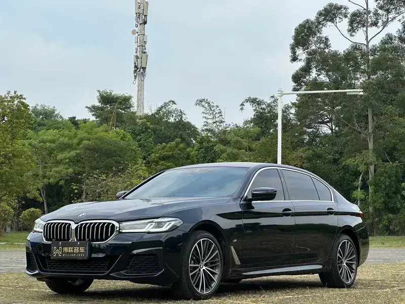 2023 BMW 5 серии с пробегом 40 000 км