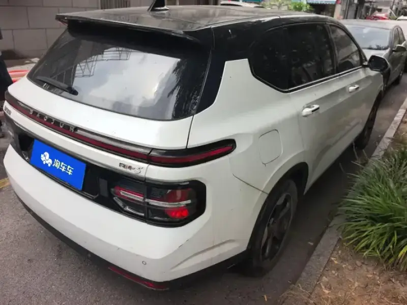 2019 Baojun RM-5 с пробегом 26 000 км