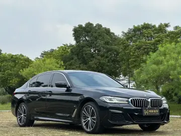 2023 BMW 5 серии с пробегом 40 000 км