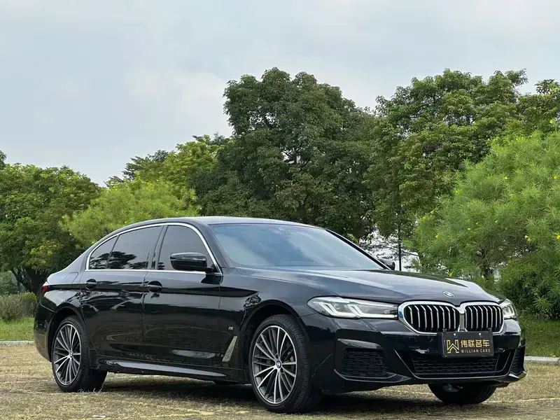 2023 BMW 5 серии с пробегом 40 000 км