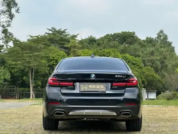 2023 BMW 5 серии с пробегом 40 000 км