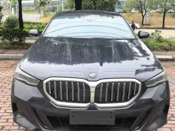 2025 BMW 5 серии с пробегом 31 000 км