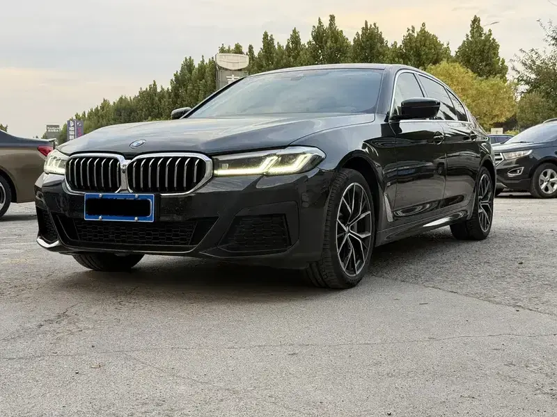 2023 BMW 5 серии с пробегом 56 000 км