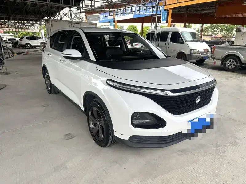 2019 Baojun RM-5 с пробегом 40 000 км