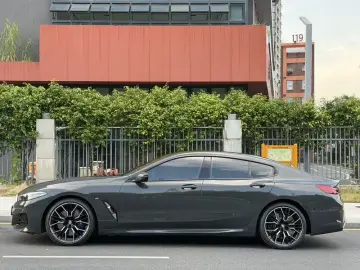 2022 BMW 8 серии с пробегом 40 000 км