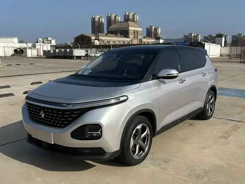 2019 Baojun RM-5 с пробегом 90 000 км
