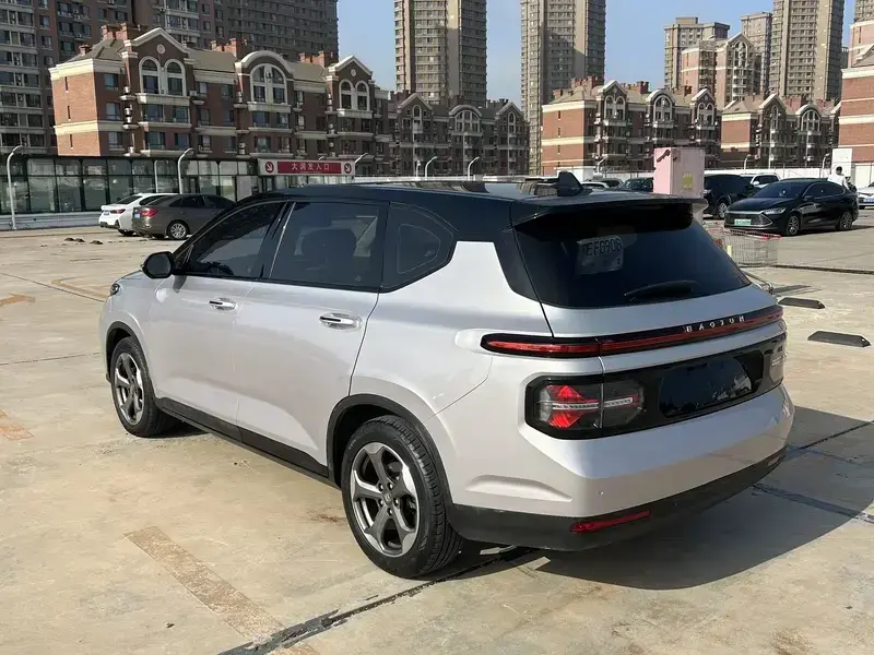 2019 Baojun RM-5 с пробегом 90 000 км