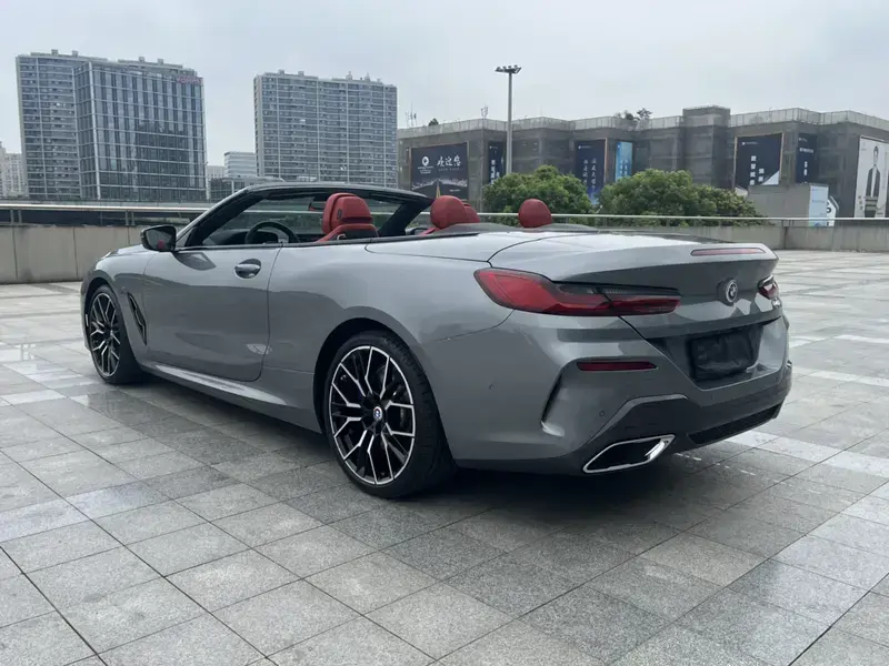 2022 BMW 8 серии с пробегом 8 000 км
