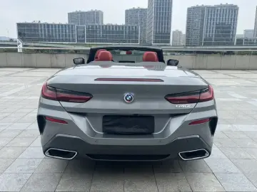 2022 BMW 8 серии с пробегом 8 000 км
