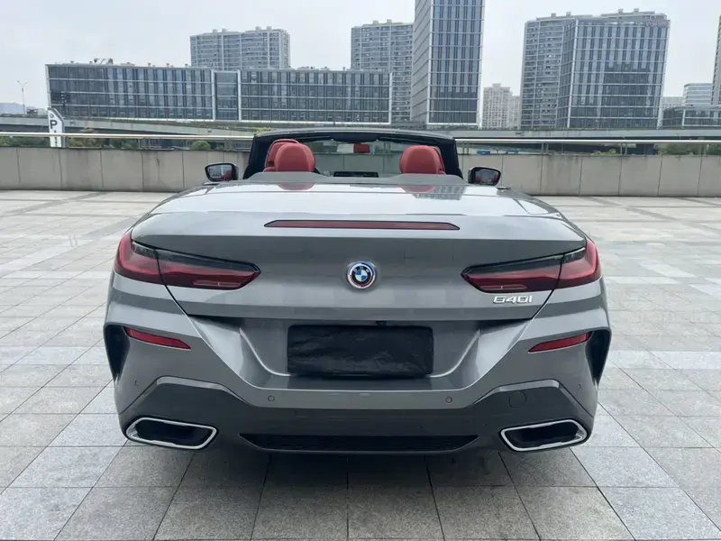 2022 BMW 8 серии с пробегом 8 000 км