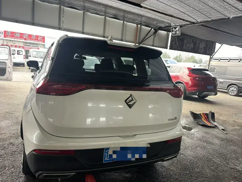 2019 Baojun RS-5 с пробегом 63 000 км