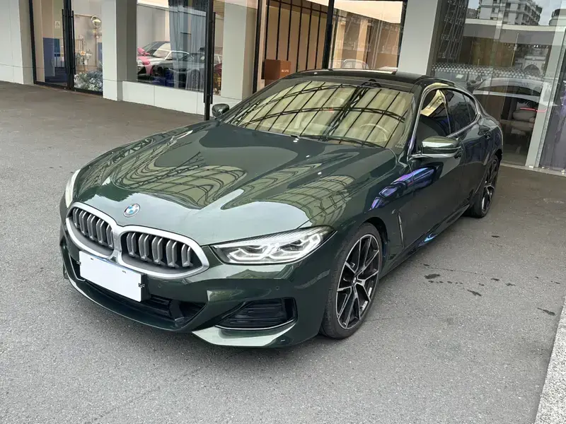 2022 BMW 8 серии с пробегом 50 900 км