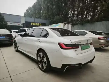 2023 BMW i3 с пробегом 24 200 км