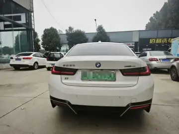 2023 BMW i3 с пробегом 24 200 км