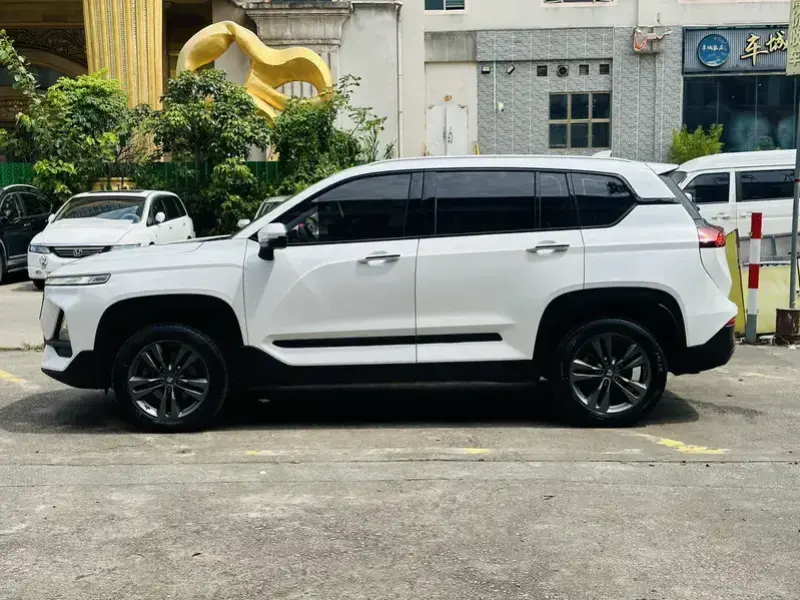 2019 Baojun RS-5 с пробегом 70 000 км
