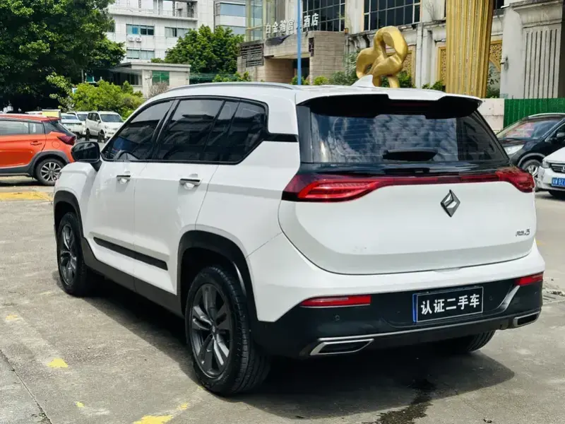 2019 Baojun RS-5 с пробегом 70 000 км