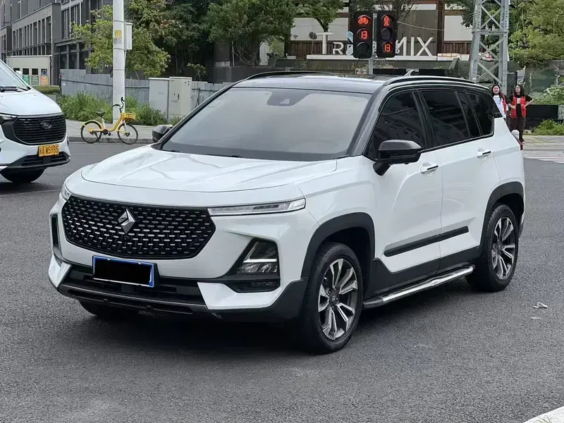 2019 Baojun RS-5 с пробегом 120 000 км