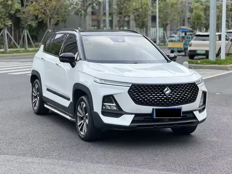 2019 Baojun RS-5 с пробегом 120 000 км
