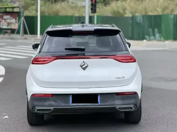 2019 Baojun RS-5 с пробегом 120 000 км
