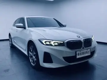 2025 BMW i3 с пробегом 29 000 км