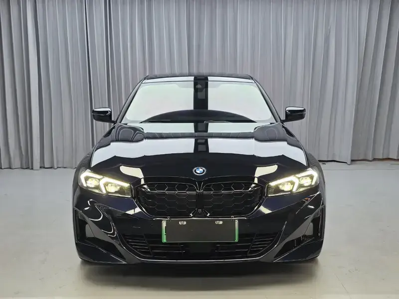2026 BMW i3 с пробегом 19 000 км