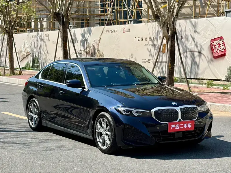 2026 BMW i3 с пробегом 10 000 км
