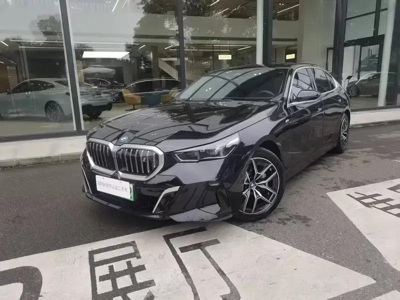 2024 BMW i5 с пробегом 51 700 км