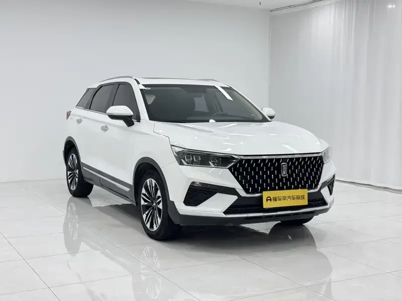 2021 Bestune T77 с пробегом 10 600 км