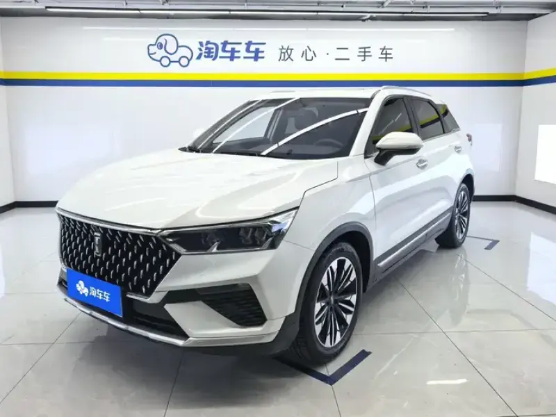 2021 Bestune T77 с пробегом 17 000 км