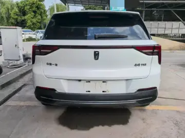 2022 Bestune T55 с пробегом 45 000 км