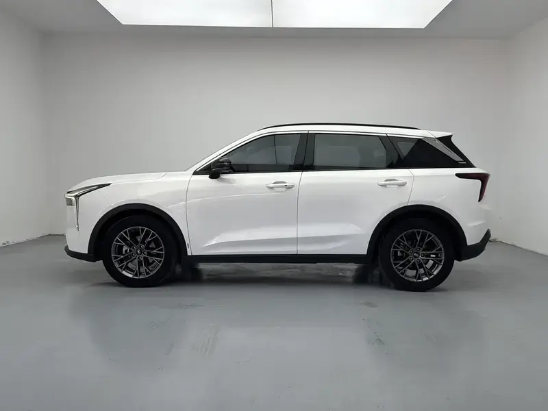 2023 Bestune T55 с пробегом 54 300 км